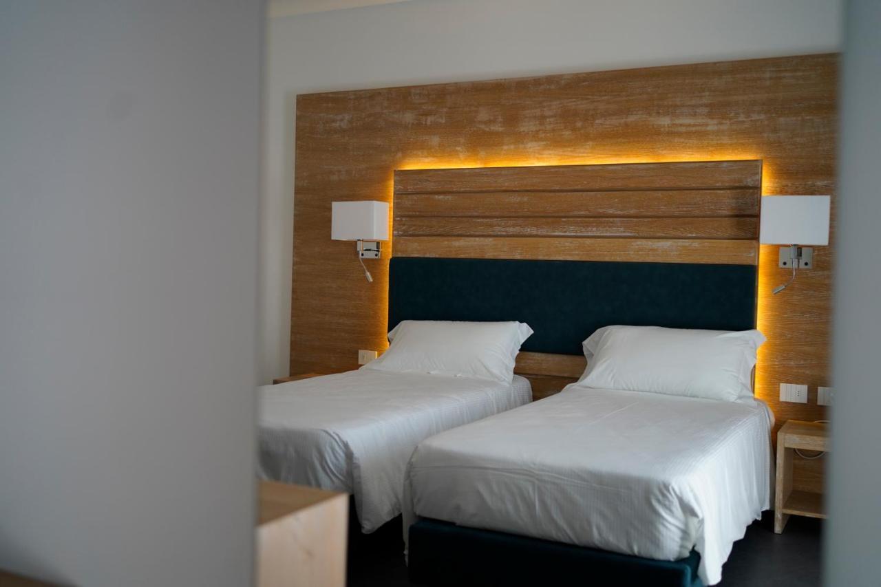 קטנזארו Pm Hotel מראה חיצוני תמונה