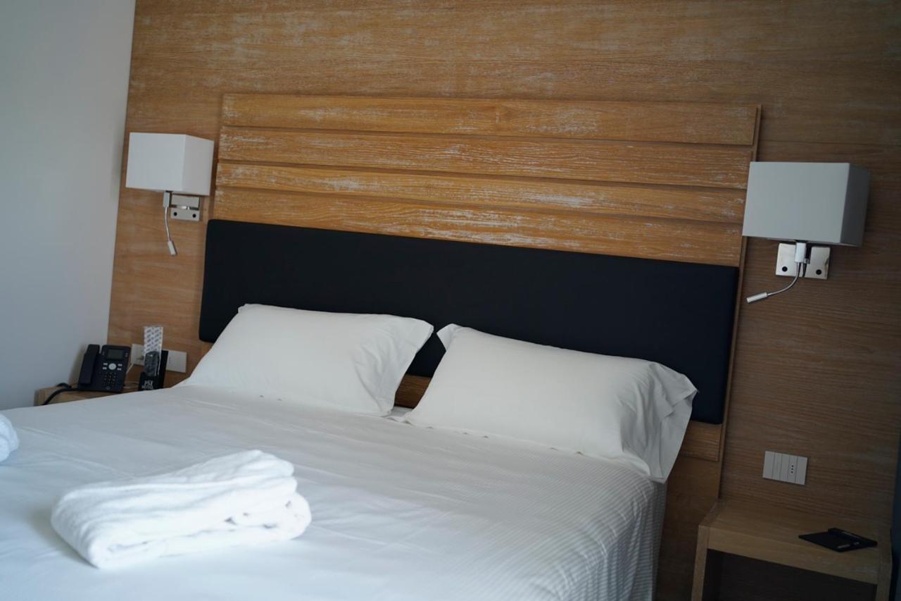 קטנזארו Pm Hotel מראה חיצוני תמונה