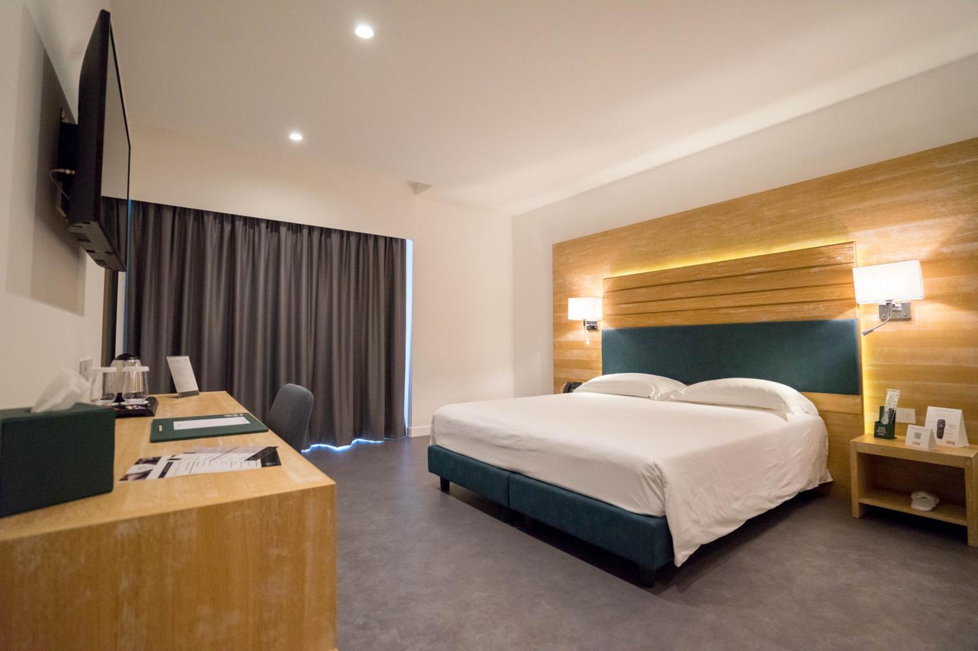 קטנזארו Pm Hotel מראה חיצוני תמונה